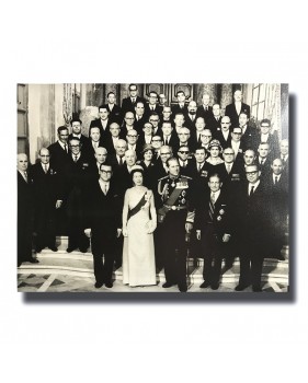 Malta Photograph Queen Elizabeth with Maltese Head of State and Cabinet