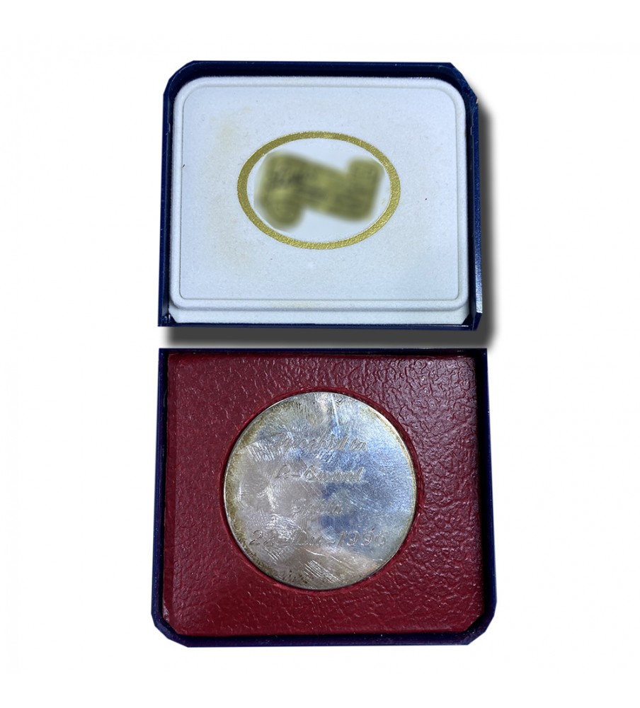 1996 Malta Medal Silver San Lawrenz Old People's Home Laying 1996 Malta Medal Silver San Lawrenz Old People's Home Laying